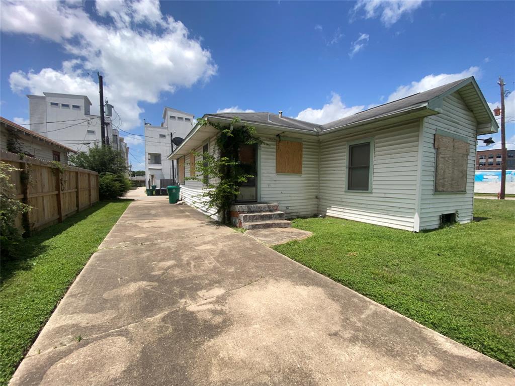 3305 Pease Street, Houston, Texas image 2