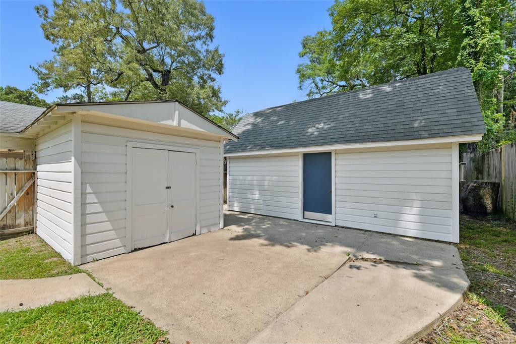 156 Circle Drive, Cleveland, Texas image 34