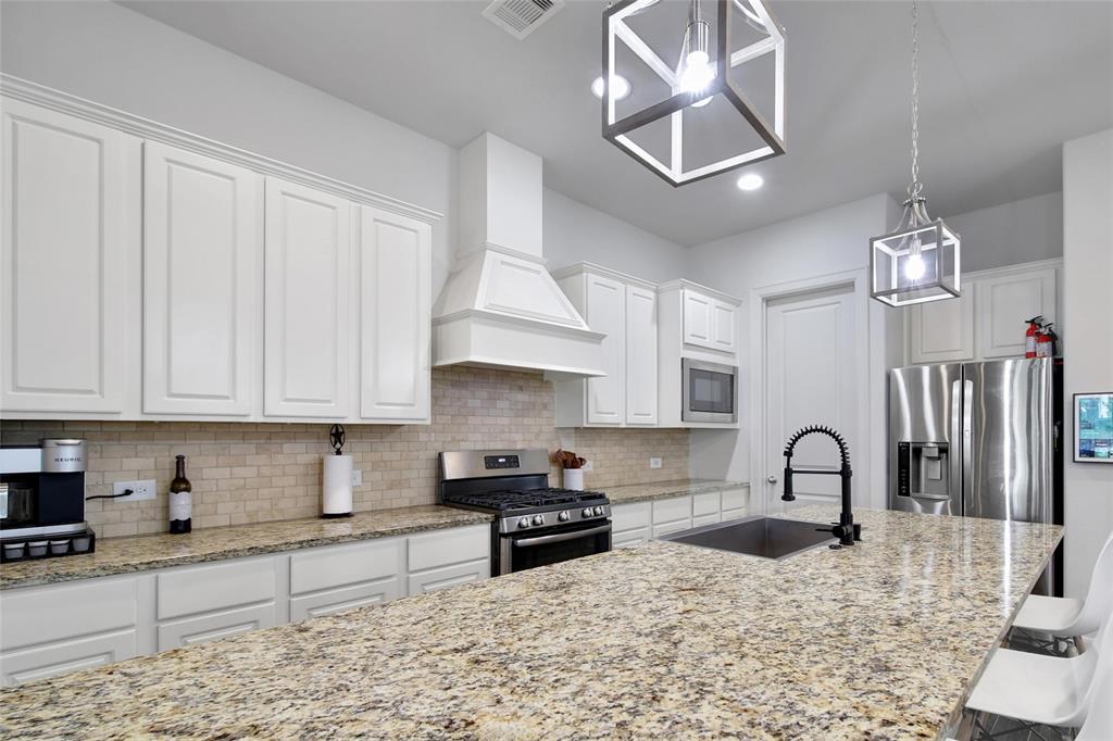 118 Grant Cove Drive, Montgomery, Texas image 16