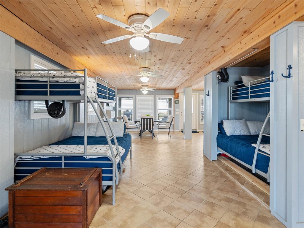 1354 Boyt Road, Port Bolivar, Texas image 30