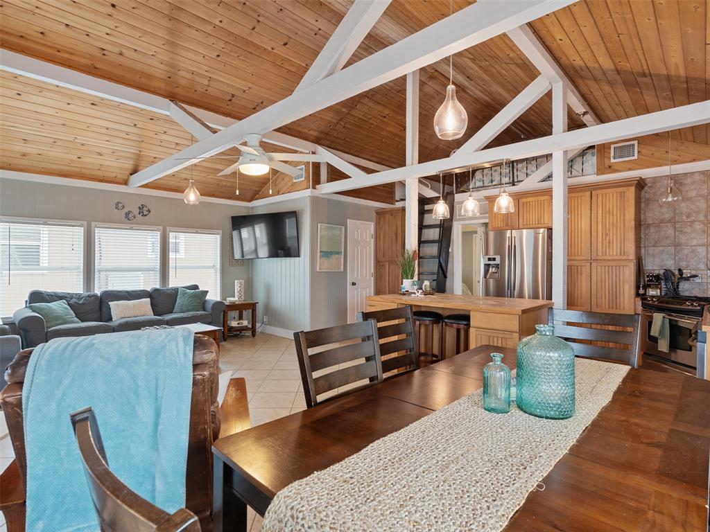 1354 Boyt Road, Port Bolivar, Texas image 3