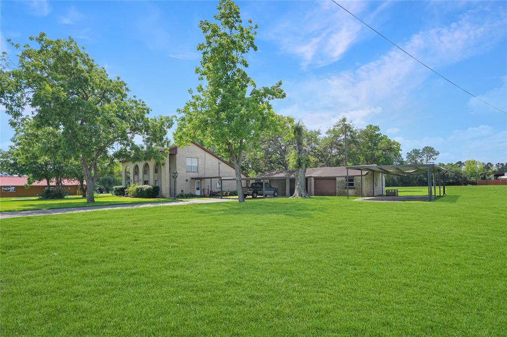 13907 Willis Waukegan Road, Conroe, Texas image 1