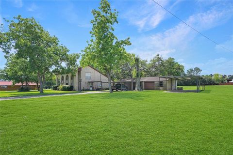 2575 W Highway 6 Alvin TX 77511