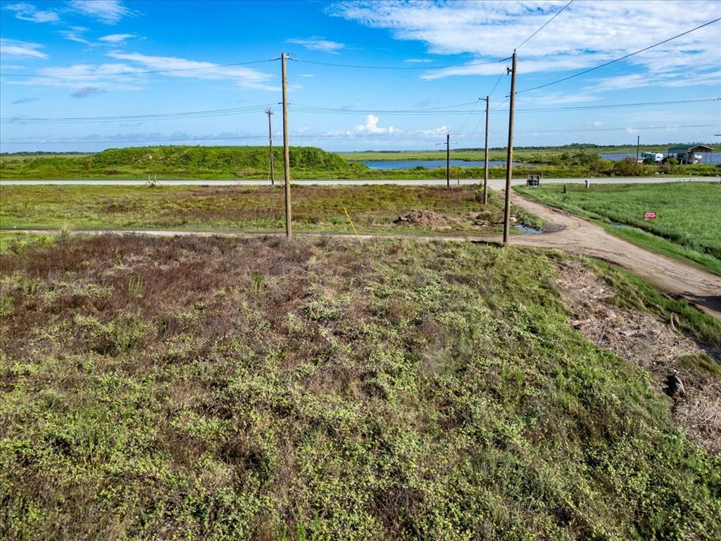 Lot 32 Caplen Shores Drive, Gilchrist, Texas image 13