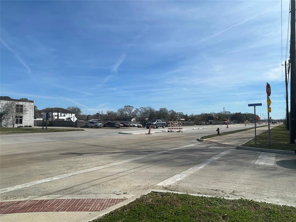 Shady Lake Drive, Seabrook, Texas image 9