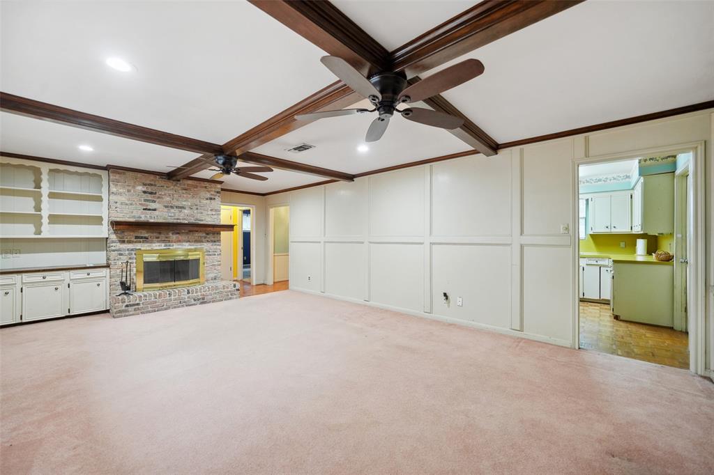 1102 Bettes Street, Conroe, Texas image 8