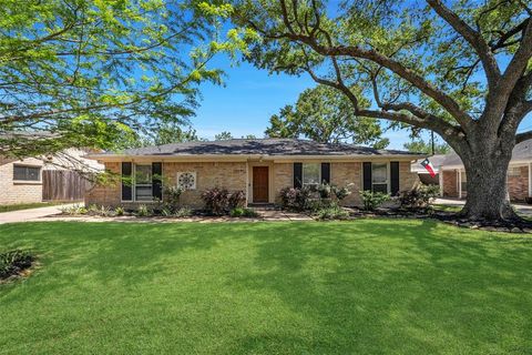 1727 Shannon Valley Drive Houston TX 77077