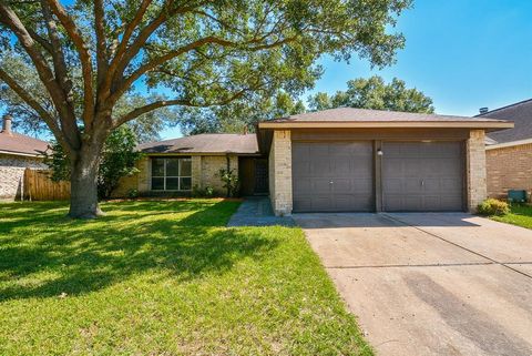 Photo of 6206 Bryant Pond, Houston, TX 77041 (MLS # 3629409)