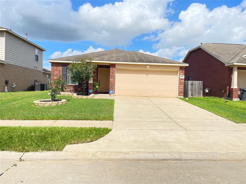 2739 Mustang Hill Lane