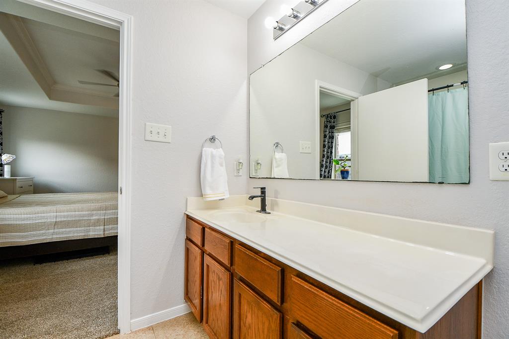 2739 Mustang Hill Lane, Katy, Texas image 13