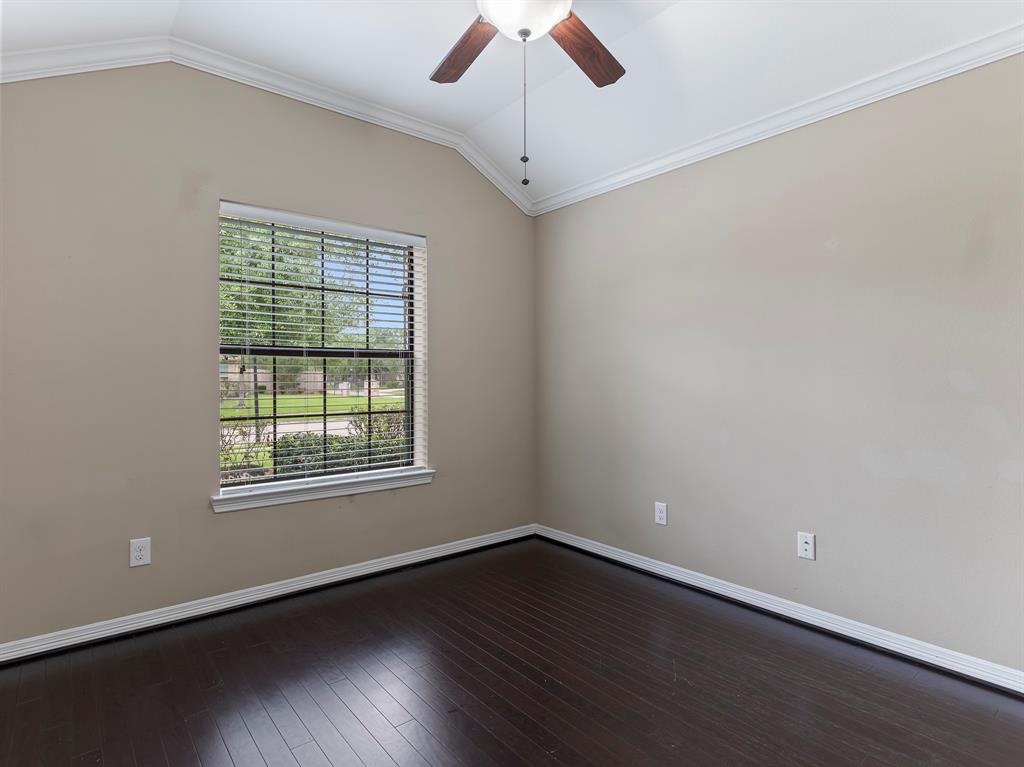 3203 Southern Green Drive, Pearland, Texas image 14