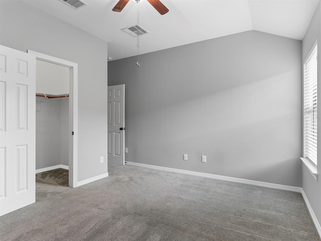 3203 Southern Green Drive, Pearland, Texas image 31