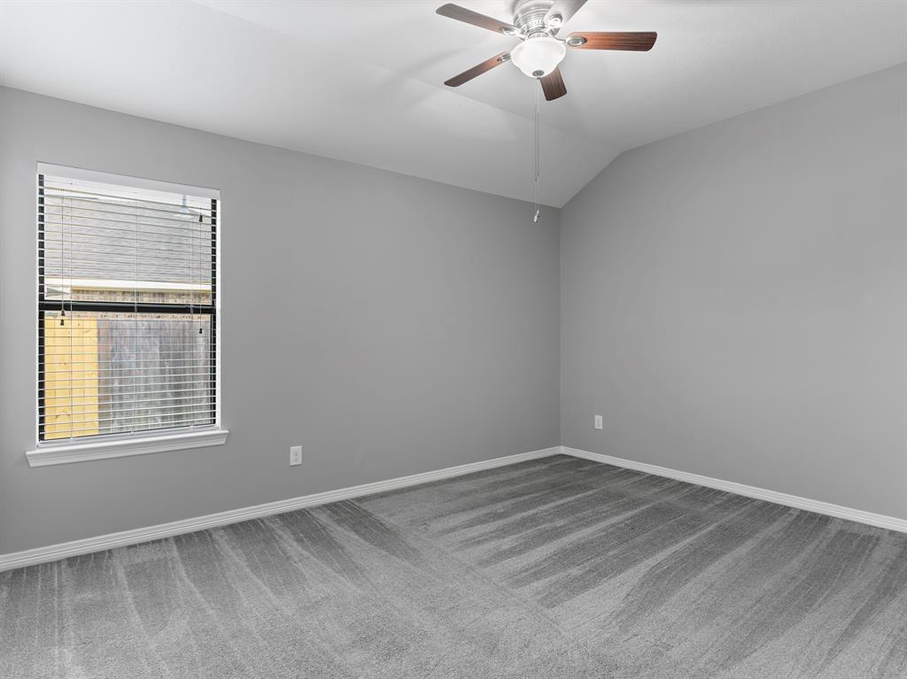 3203 Southern Green Drive, Pearland, Texas image 30