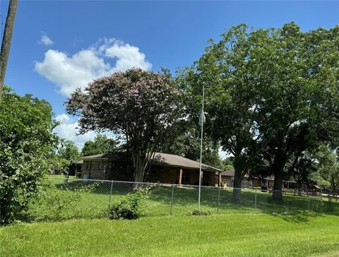 A home in Alvin