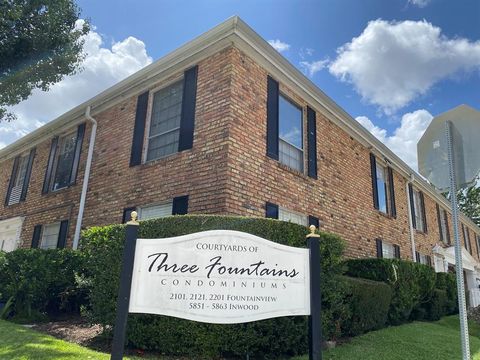 Photo of 2101 Fountain View Drive #55c, Houston, TX 77057 (MLS # 90246236) Photo of 2101 Fountain View Drive #55c, Houston, TX 77057 (MLS # 90246236)