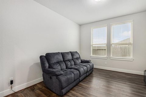 A home in Rosharon