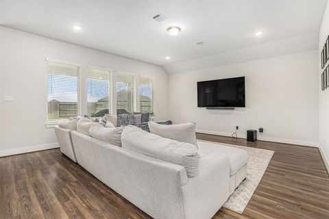 A home in Rosharon