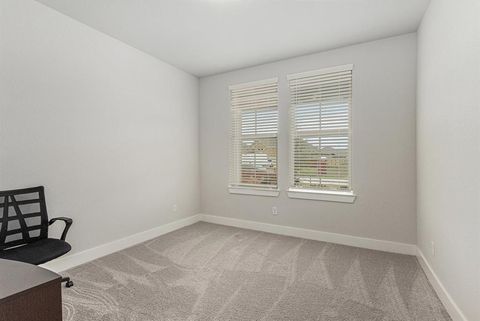 A home in Rosharon