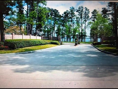 3 Oak Bend Cir Conroe TX 77304
