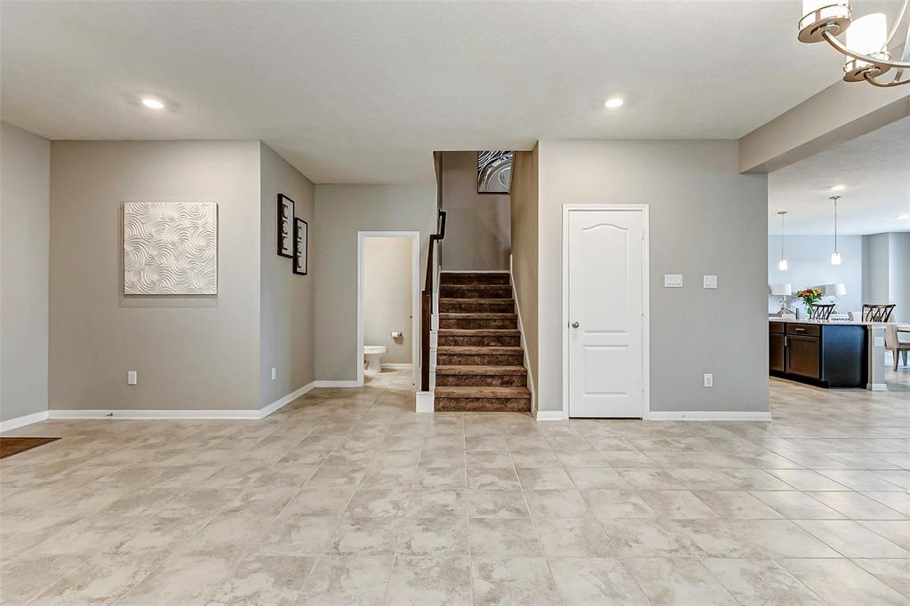 2939 Lazarina Lane