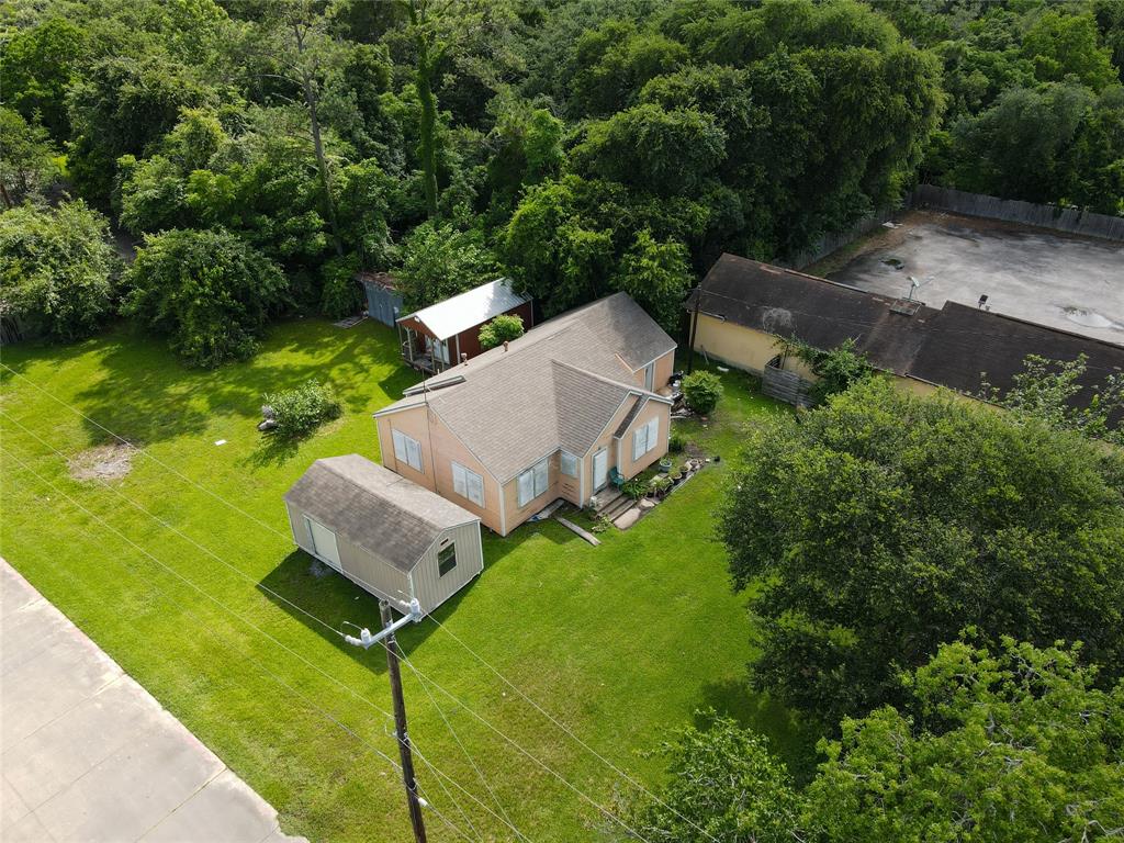 8002 Highway 6, Hitchcock, Texas image 17