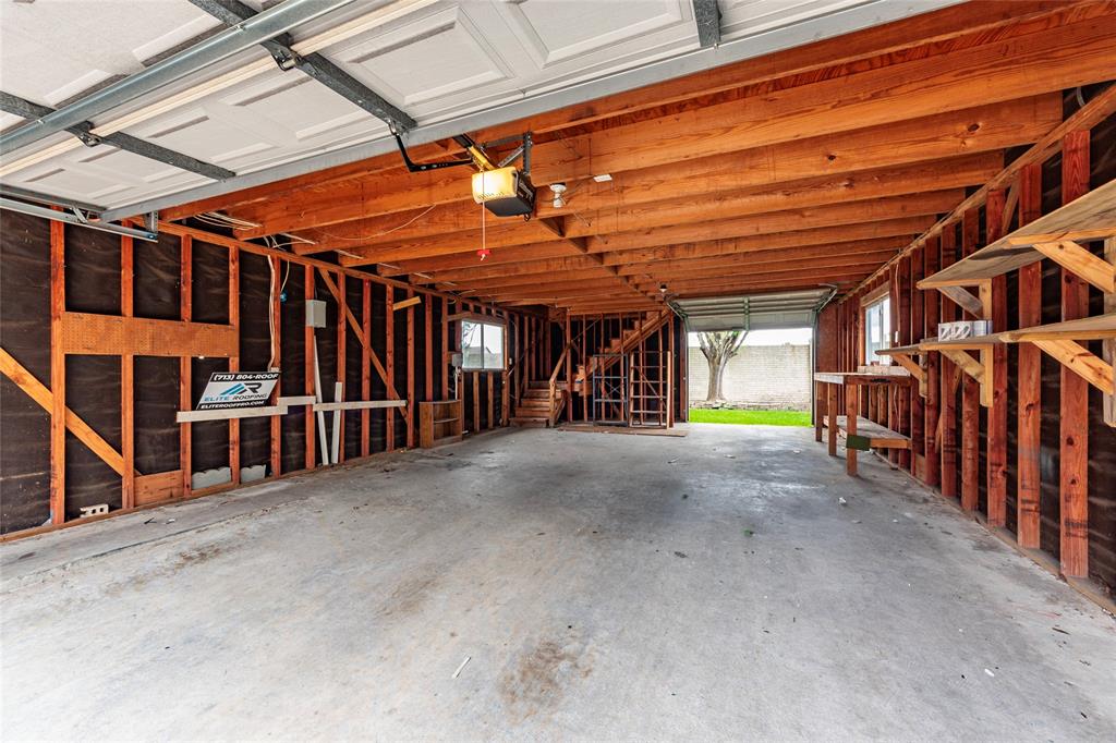 3711 Dry Creek Drive, Pasadena, Texas image 29