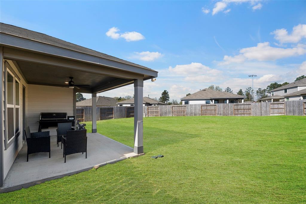 41675 Sorrel Spring Lane, Magnolia, Texas image 26