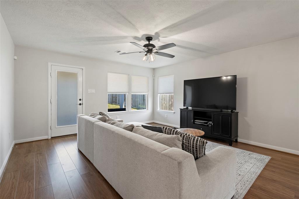 41675 Sorrel Spring Lane, Magnolia, Texas image 19