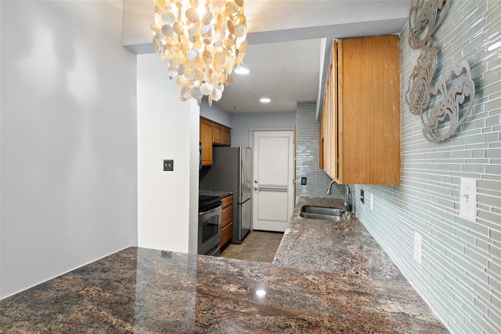 1116 Bering Drive #11, Houston, Texas image 8