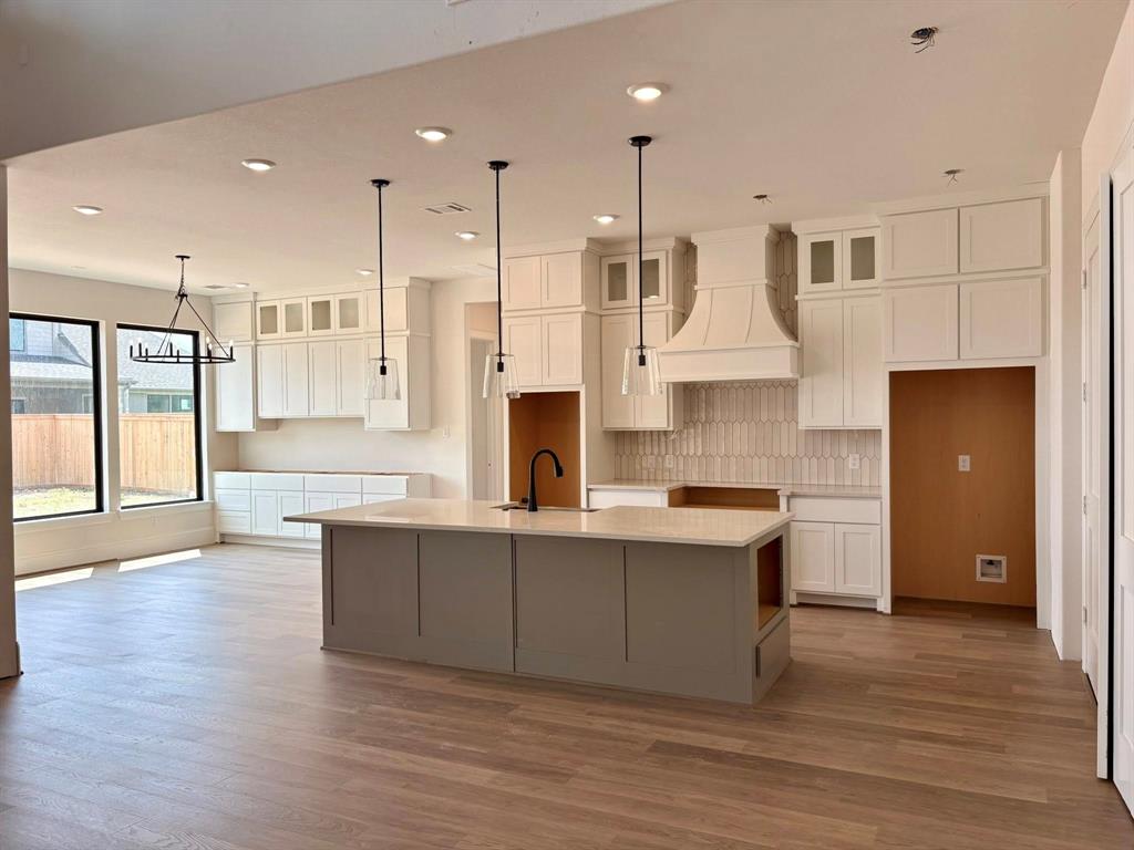 7723 Red Damsel Place, Fulshear, Texas image 3