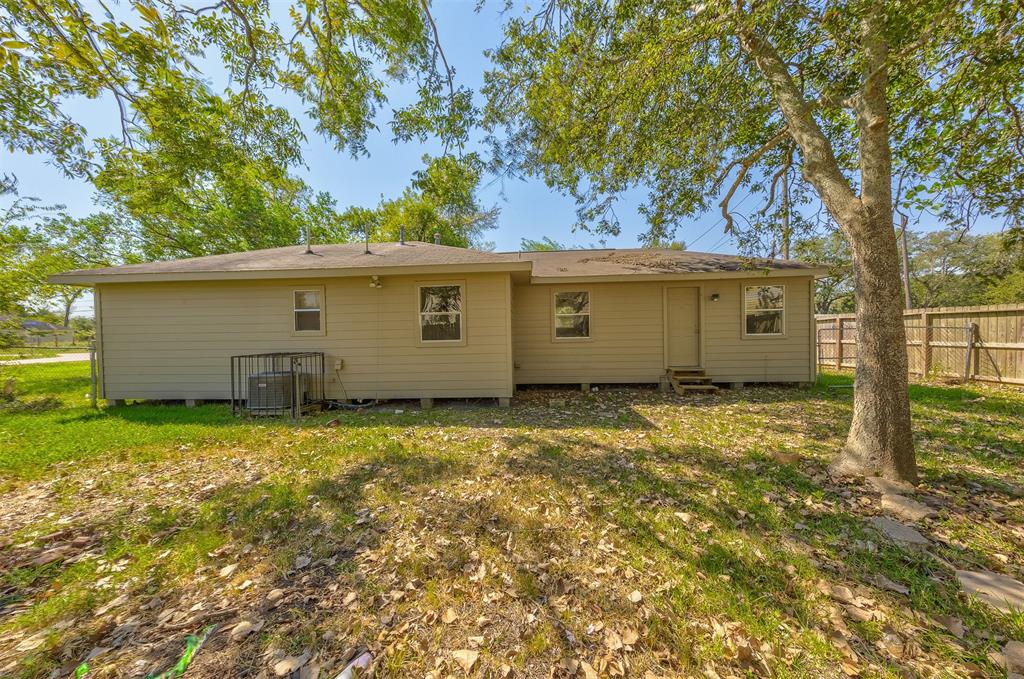 2217 Avenue F, Dickinson, Texas image 25