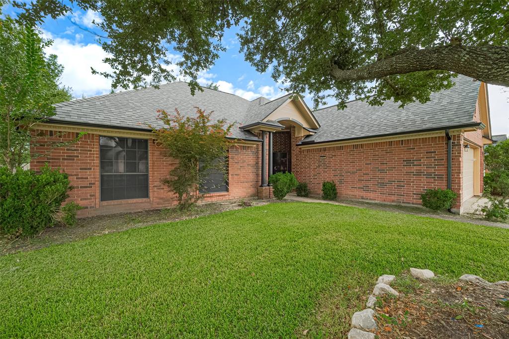 3803 Doveswood Circle
