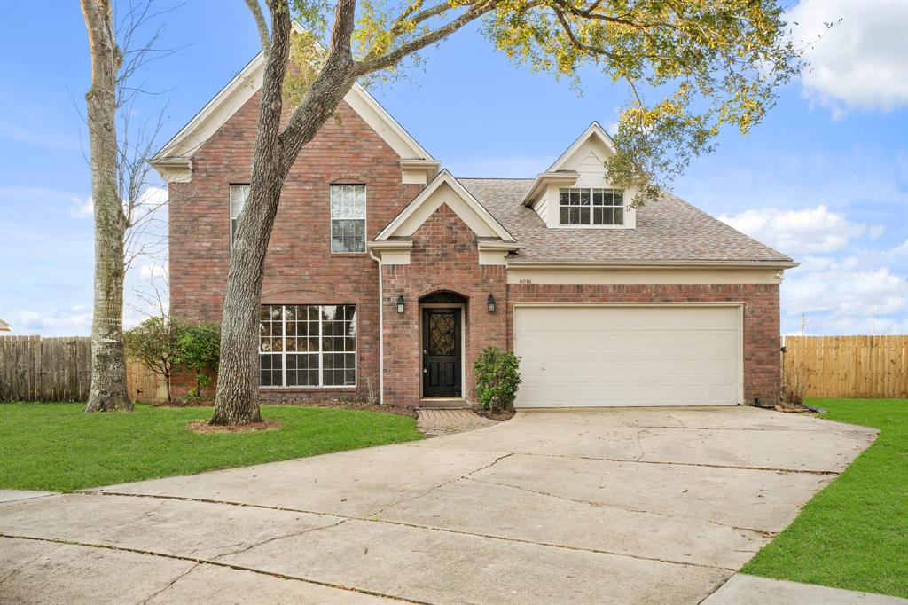 4016 Greenwood Drive, Pearland, Texas image 1