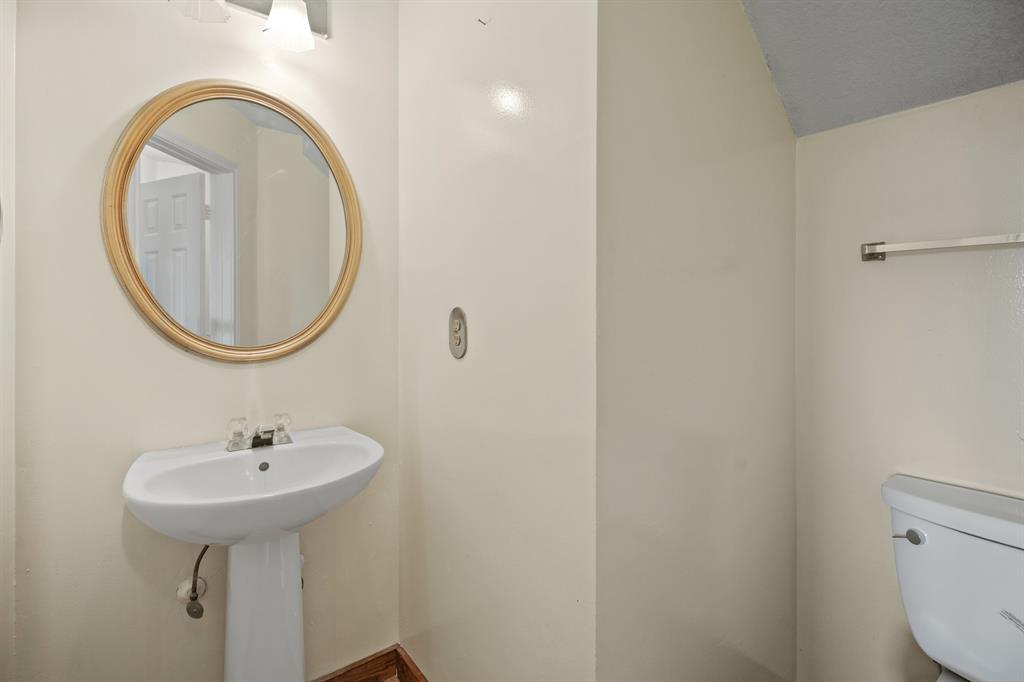 4016 Greenwood Drive, Pearland, Texas image 13