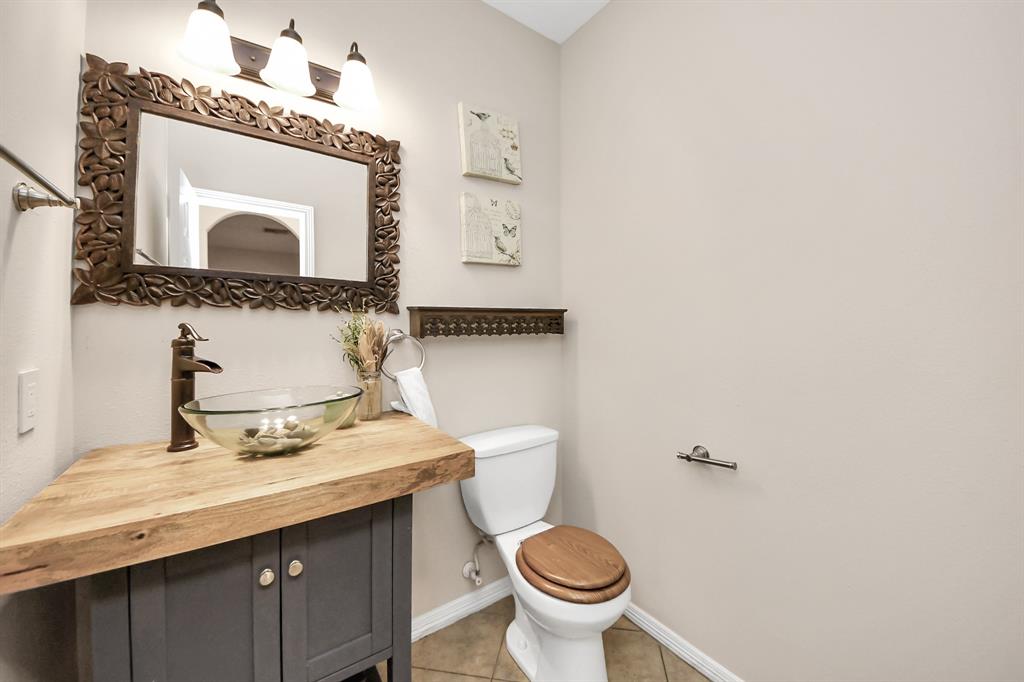 827 Sweet Pine Drive, Katy, Texas image 16