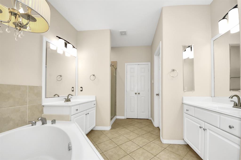 827 Sweet Pine Drive, Katy, Texas image 20