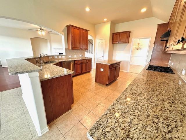 1604 Spring Glen Lane, Pearland, Texas image 17