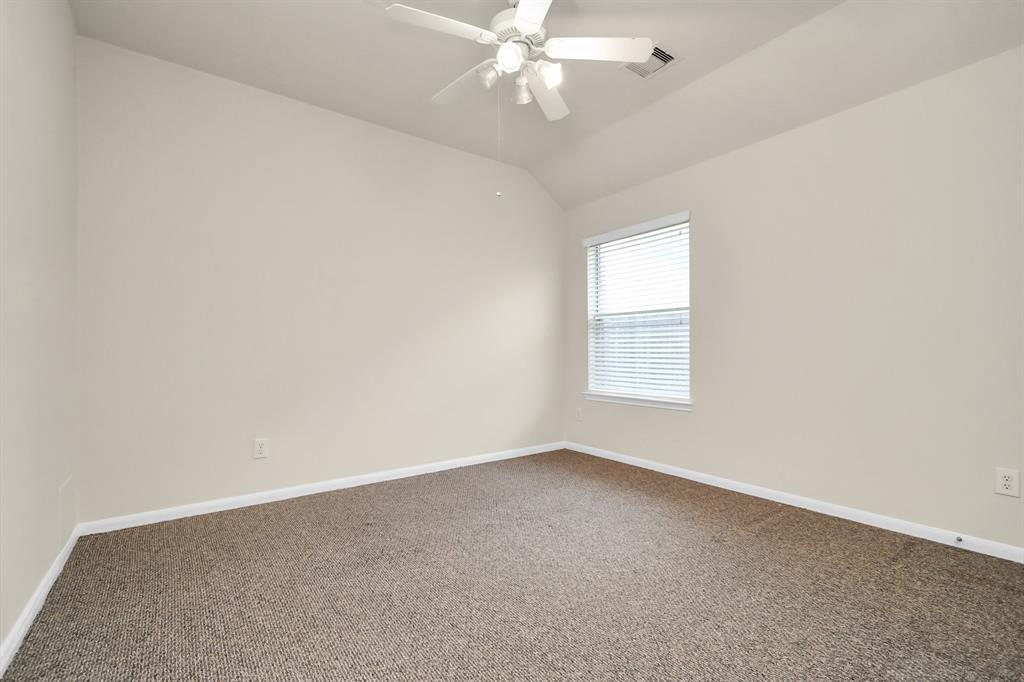 1604 Spring Glen Lane, Pearland, Texas image 35