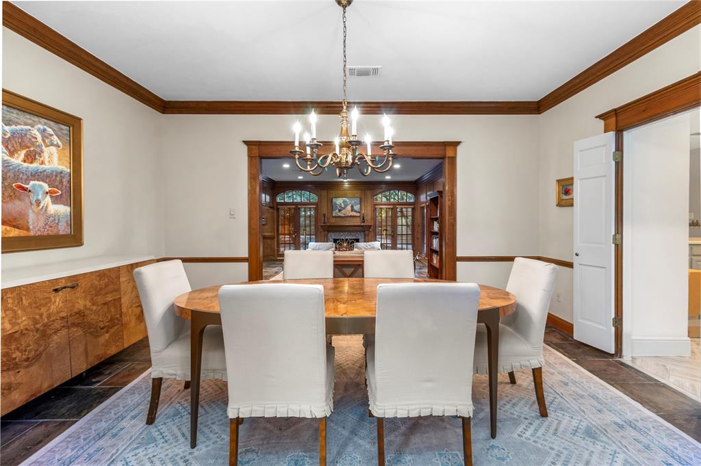 31 N Brokenfern Drive, The Woodlands, Texas image 18