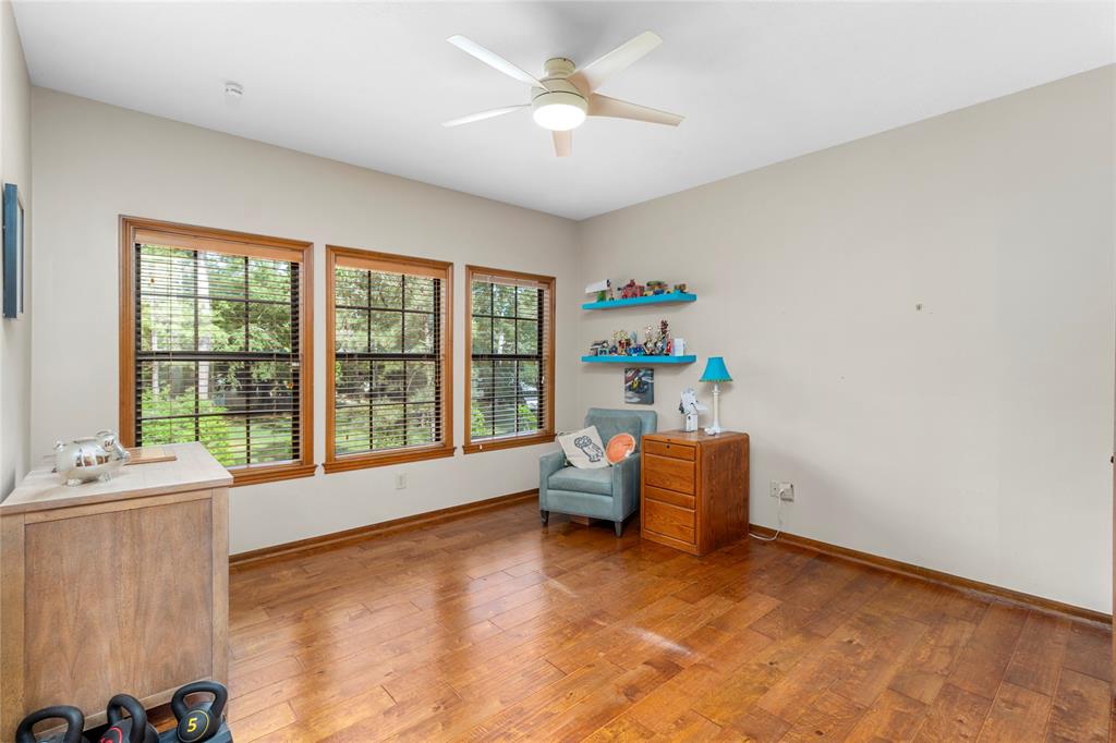 31 N Brokenfern Drive, The Woodlands, Texas image 39