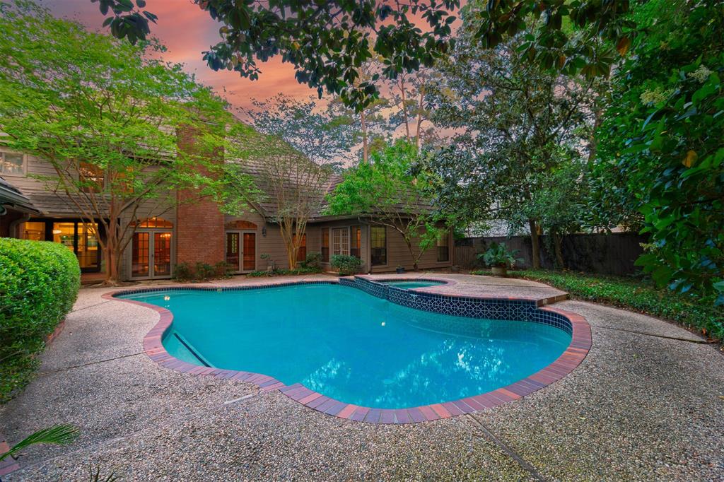 31 N Brokenfern Drive, The Woodlands, Texas image 45