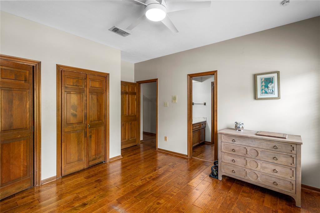 31 N Brokenfern Drive, The Woodlands, Texas image 41