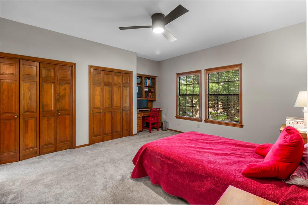 31 N Brokenfern Drive, The Woodlands, Texas image 44