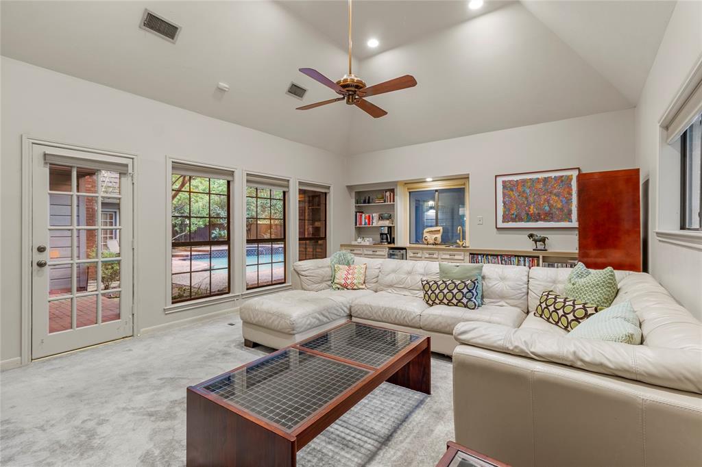 31 N Brokenfern Drive, The Woodlands, Texas image 29