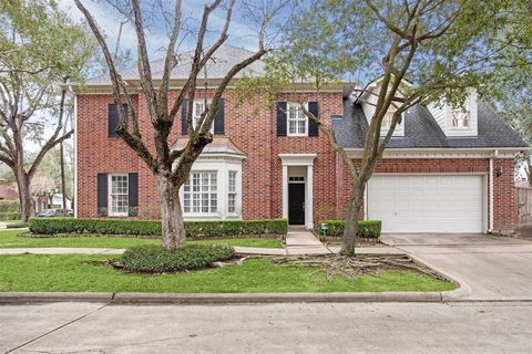 A home in West University Place