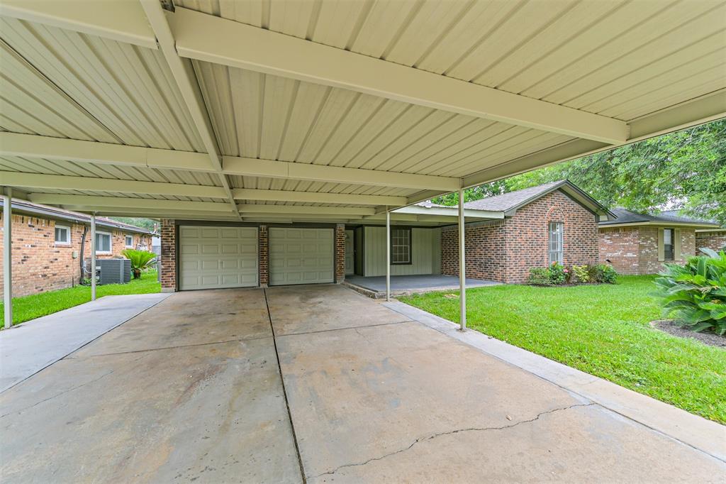 1210 E Rutgers Lane