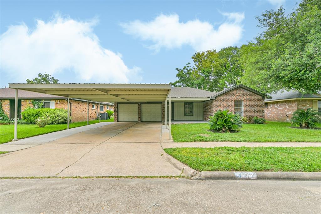 1210 E Rutgers Lane
