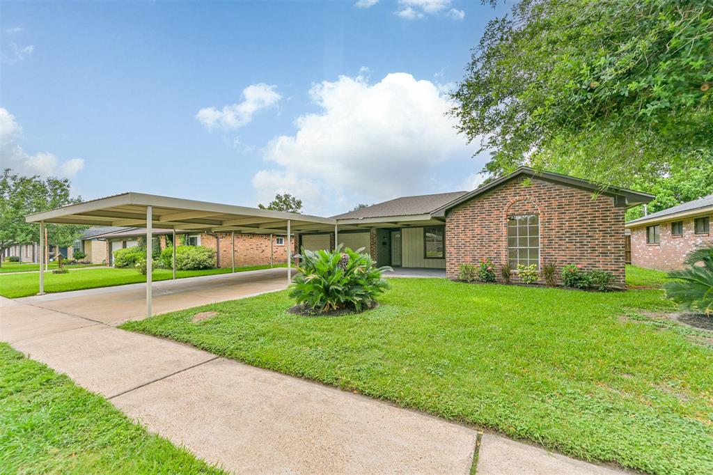 1210 E Rutgers Lane, Deer Park, Texas image 1