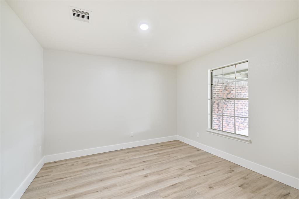 1210 E Rutgers Lane, Deer Park, Texas image 6