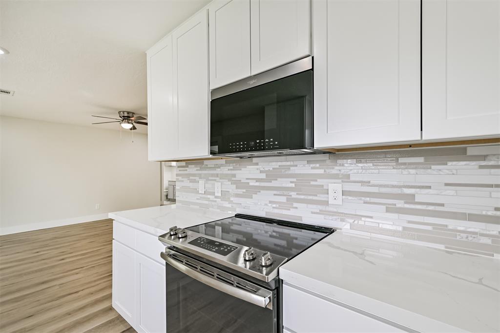 1210 E Rutgers Lane, Deer Park, Texas image 17